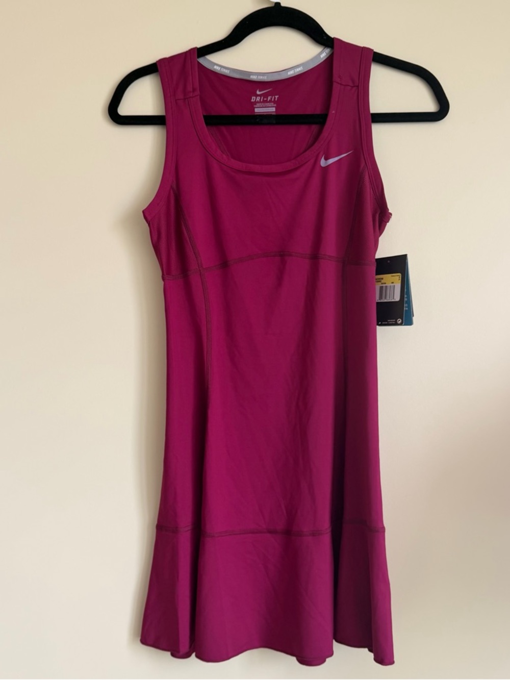 ** BNWT** NIKE TENNIS DRESS